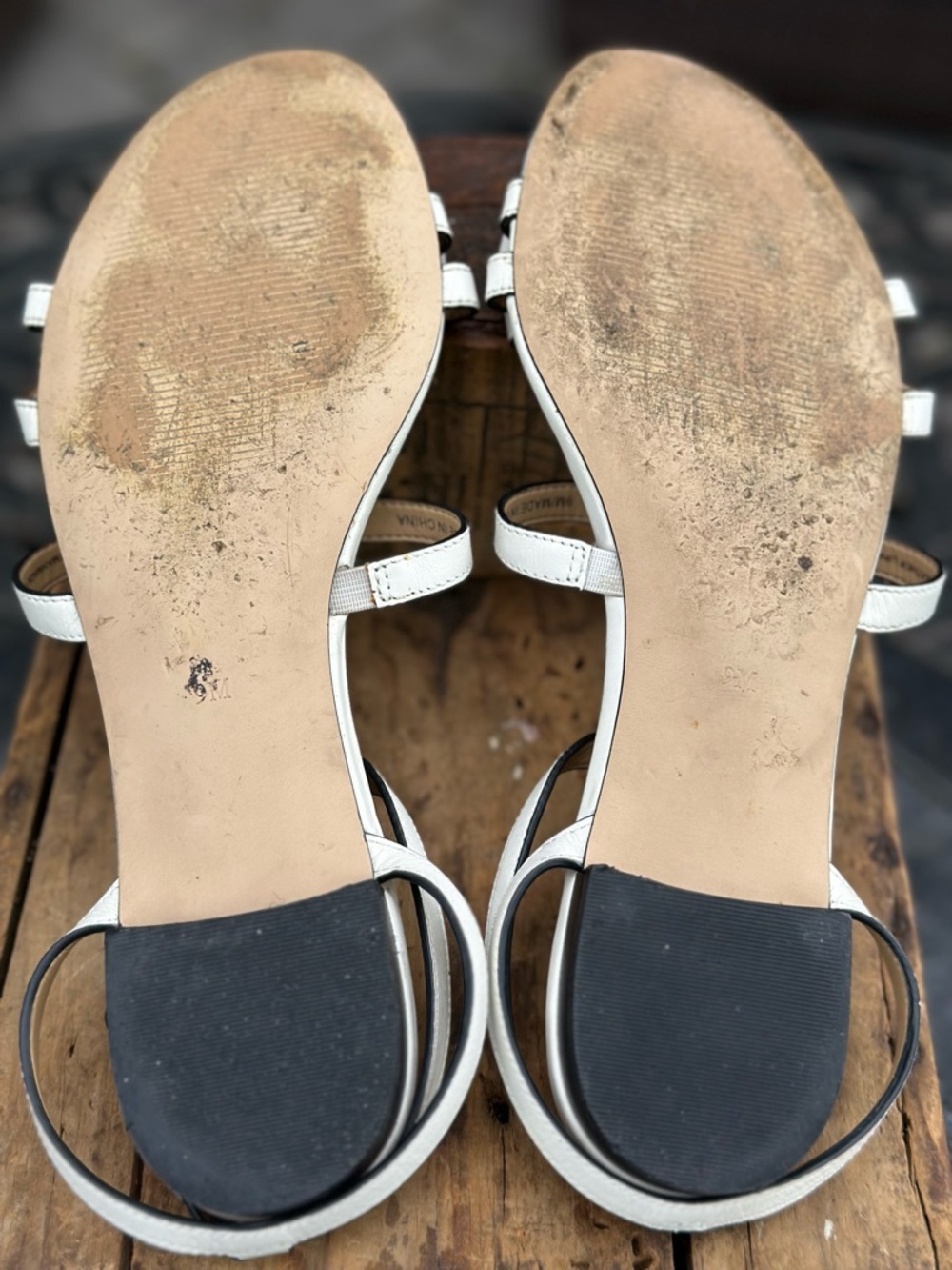 Talbots Bow Accent Flat Sandals White Strappy Summer Shoes - Picture 9 of 12